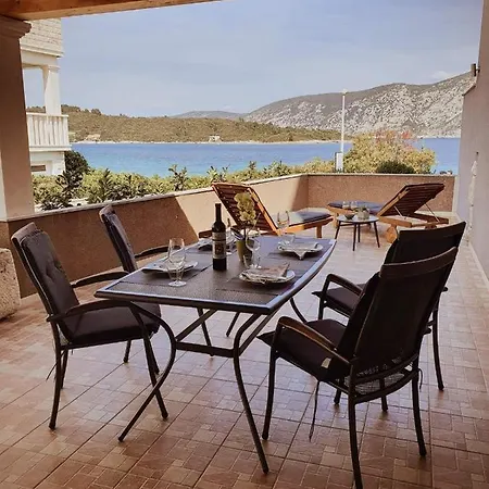 Rina - Kneze Apartament